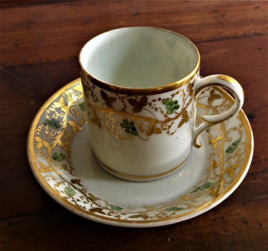 Tasse litron en Porcelaine de Paris