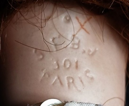 Poupée à tête de porcelaine SFBJ