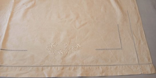 Drap brodé XX 