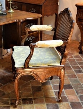 Fauteuil Louis XV de Commodité XVIII