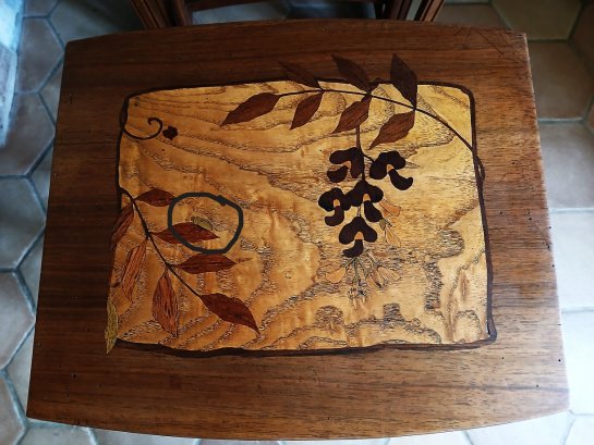 Tables Gigognes Art Nouveau